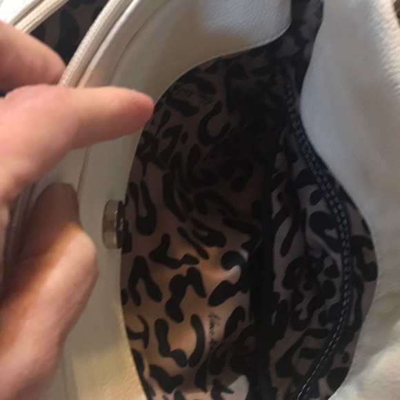 Nine West Shoulder Bag - Picture 7 of 8